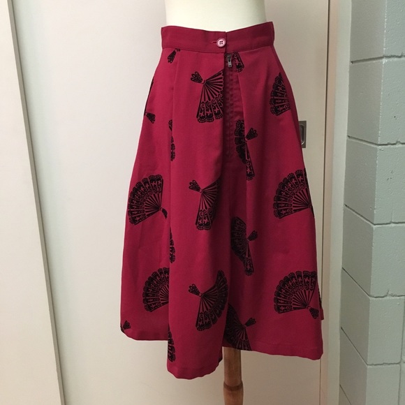 Burgundy red fan print circle skirt by Tatyana - Picture 3 of 5